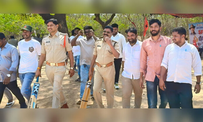 OU ACP Jagan addressing youth at Shaheed Bhagat Singh Youth Festival and warning against betting apps and drug addiction