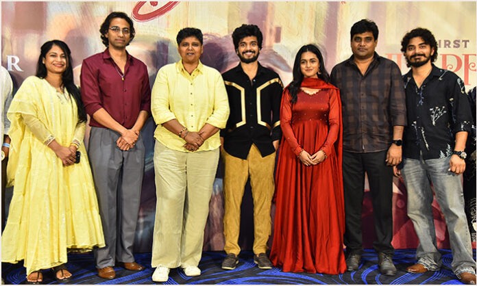 Actress Samantha releasing Idi Prema song from Deewana movie at Prasad Labs Hyderabad event.