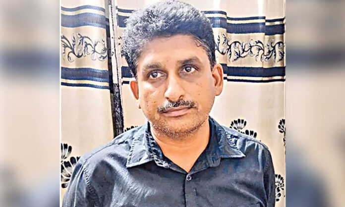 A conman in Suryapet arrested for collecting Rs 1.85 crores from 60 individuals by promising fake staff nurse jobs in government hospitals.