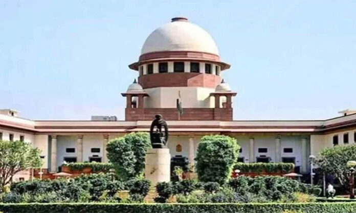 Supreme Court hears disqualification petitions of Telangana MLAs Danam Nagender and Kadiyam Srihari who defected from BRS to Congress