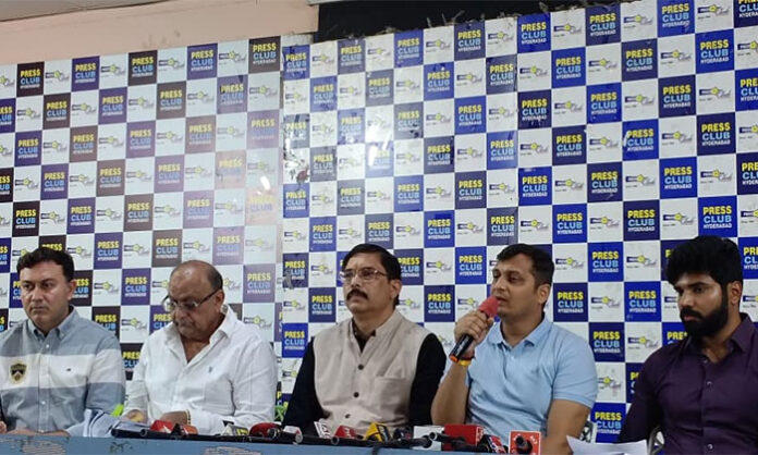 Landowners of Vattinagulapalli clarify that Minister Ponguleti Srinivasa Reddy has no involvement in the ongoing land dispute over Survey Number 245, emphasizing that the matter is a family issue pending in court.