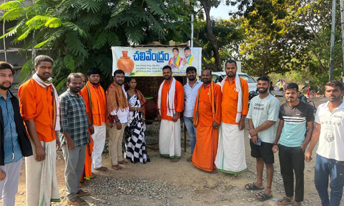 Councilor Maheshwari Rajesh inaugurating a free drinking water kiosk at Medicity Junction in Yellampet