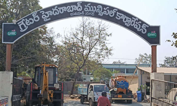 Protest over alleged relocation of working women hostel construction from Survey No 647 government land in Jawahar Nagar