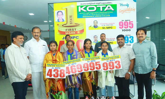 Kota Resonance Junior College students being felicitated for securing state level ranks in Karimnagar