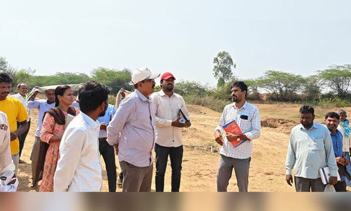 DRDA PD inspecting MGNREGA worksite in Tigul village ensuring shade and water for workers