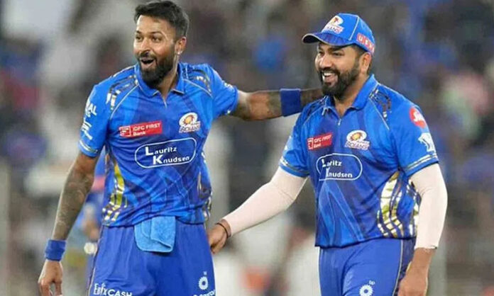 Manoj Tiwary commenting on Mumbai Indians captaincy change and Rohit Sharma return demand in IPL