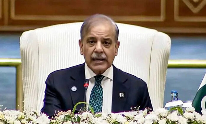 Pakistan government implementing smart lockdown measures amid oil supply disruption affecting markets and public movement