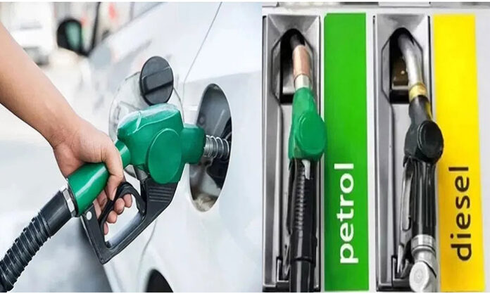 Government clarifies that viral reports about petrol price hike in India are fake news