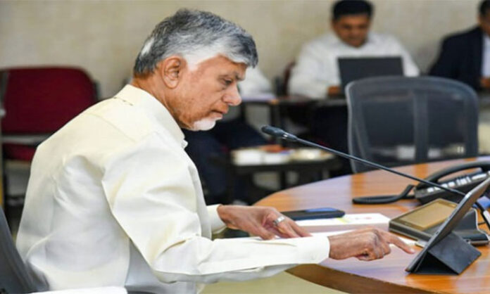 Chandrababu Naidu criticizes INDIA alliance over Women Reservation Bill and calls for NDA protest programs
