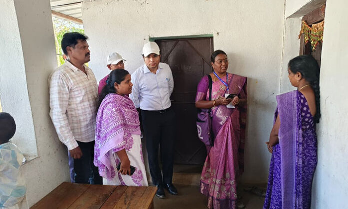 District Collector Bhavesh Mishra inspecting the house listing census process and interacting with census staff in Kalva village of Dilawarpur Mandal.