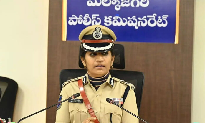 Hyderabad Police Commissioner conducts midnight safety observation at bus stand to assess women’s security