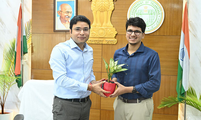 ITDA Project Officer Manda Makarandu meeting District Collector Bhavesh Mishra at Collectorate office