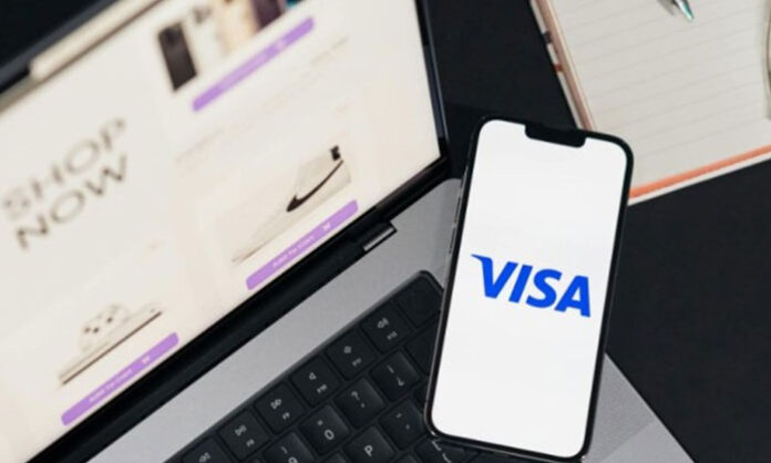 Indian H-1B visa holders in the United States facing a 60-day deadline to find new jobs after layoffs at major tech companies