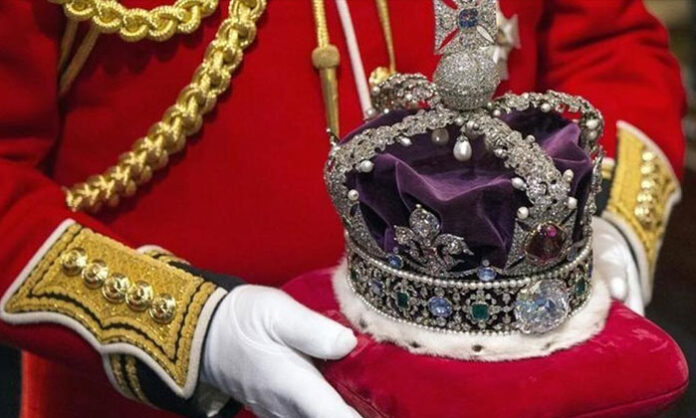 Kohinoor diamond displayed in British crown jewels symbolizing colonial history and India’s demand for its return