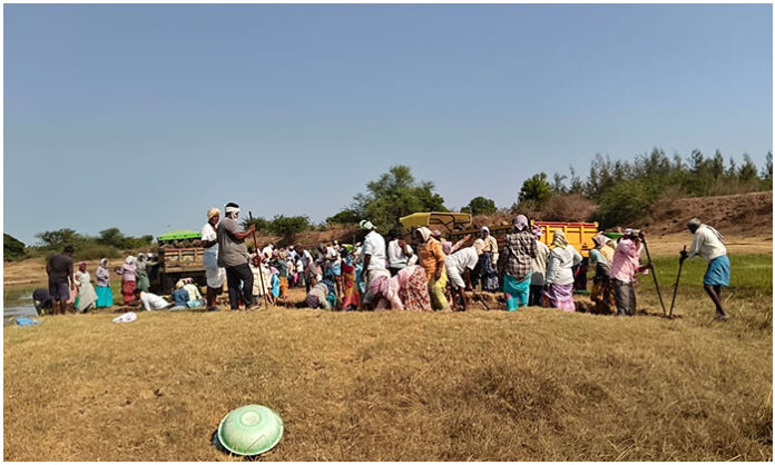 Employment Guarantee Scheme workers in Jagadevpur working under extreme heat without tents, medical kits, and drinking water
