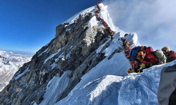 Mount Everest Death Zone showing extreme high-altitude conditions with oxygen depletion and dangerous climbing environment above 8000 meters.