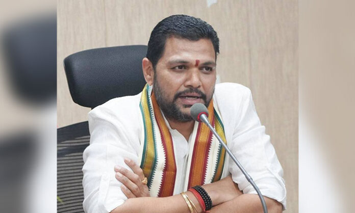 Nuthi Srikanth Goud addressing media criticizing central government fuel price hike and NEET decision