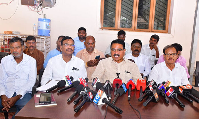Former Minister Singireddy Niranjan Reddy speaks about Suravaram Pratapareddy during the announcement of his 130th birth anniversary celebrations in Wanaparthy.