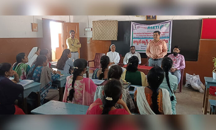 Participants attending Rural Self Employment Training Institute jute bag manufacturing training program in Mancherial