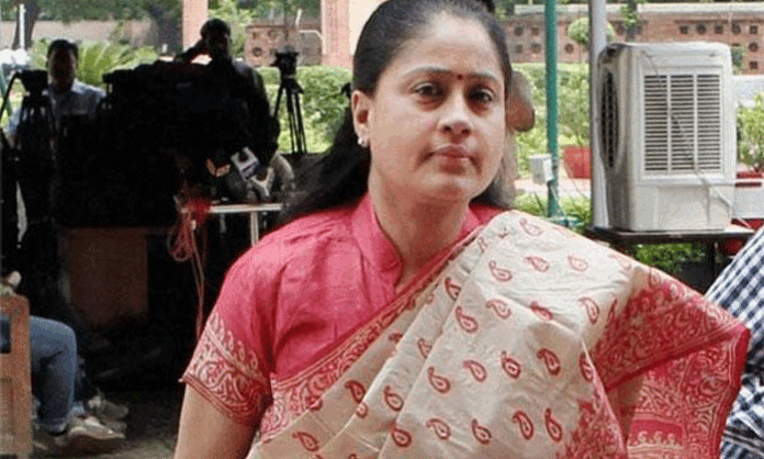 Congress MLC Vijayashanti urged the Telangana government to ensure private colleges maintain quality education, proper infrastructure, and basic standards while linking fee reimbursement to compliance.