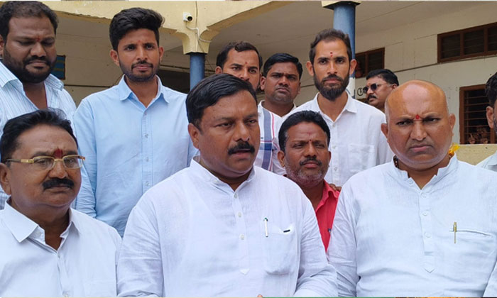 Alleti Maheshwar Reddy school inspection2
