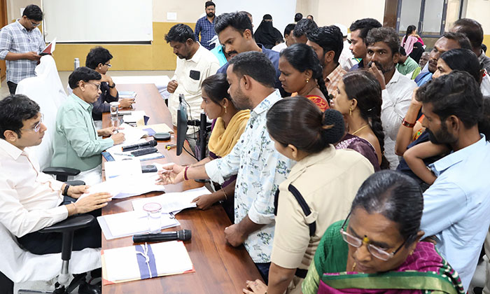 Prajavani | ప్రజావాణి దరఖాస్తులను వెంట వెంటనే పరిష్కరించాలి 3 Bhavesh Mishra directs prompt resolution of Prajavani applications04
