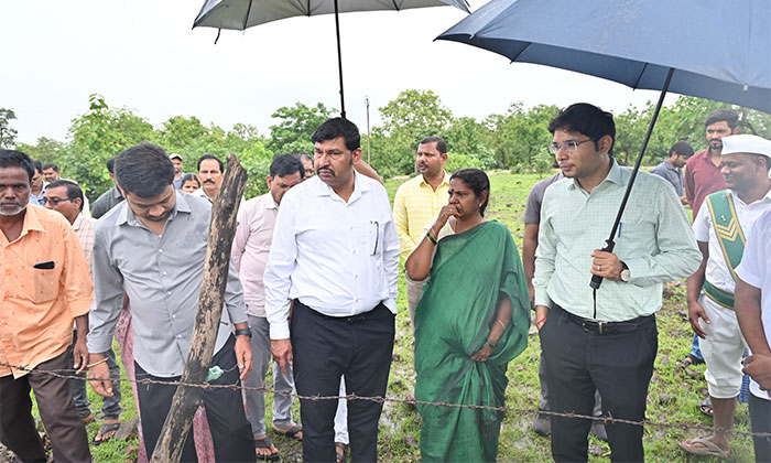 Collector | గ్రామాల్లో తాగునీటి సమస్యలు తలెత్తకుండా చర్యలు తీసుకోవాలి 8 Bhavesh Mishra reviews village drinking water8