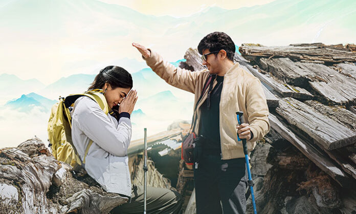 Dulquer Salmaan and Pooja Hegde share heartwarming romantic moments in the Bomma Bomma song from the upcoming Pan-India film Sri Sri.