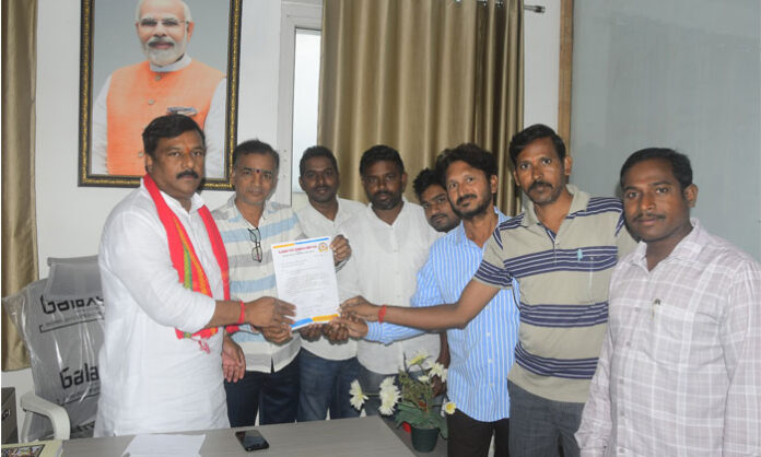 TSJU district leaders submit a representation to Nirmal MLA Maheshwar Reddy seeking housing plots for eligible journalists.