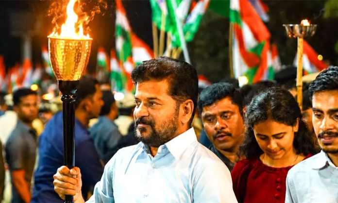 Telangana Chief Minister Revanth Reddy calls for reducing the minimum age to contest Assembly and Lok Sabha elections from 25 to 21 years.