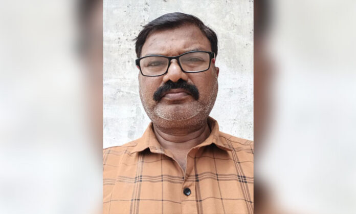 Environmentalist Sonam Wangchuk continues his hunger strike at Jantar Mantar over alleged NEET examination irregularities and demands for transparency.