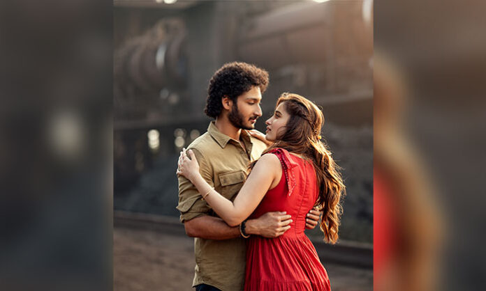 Jai Krishna Ghattamaneni and Rasha Thadani in the Raave Cheliya song from the Telugu film Srinivasa Mangapuram.