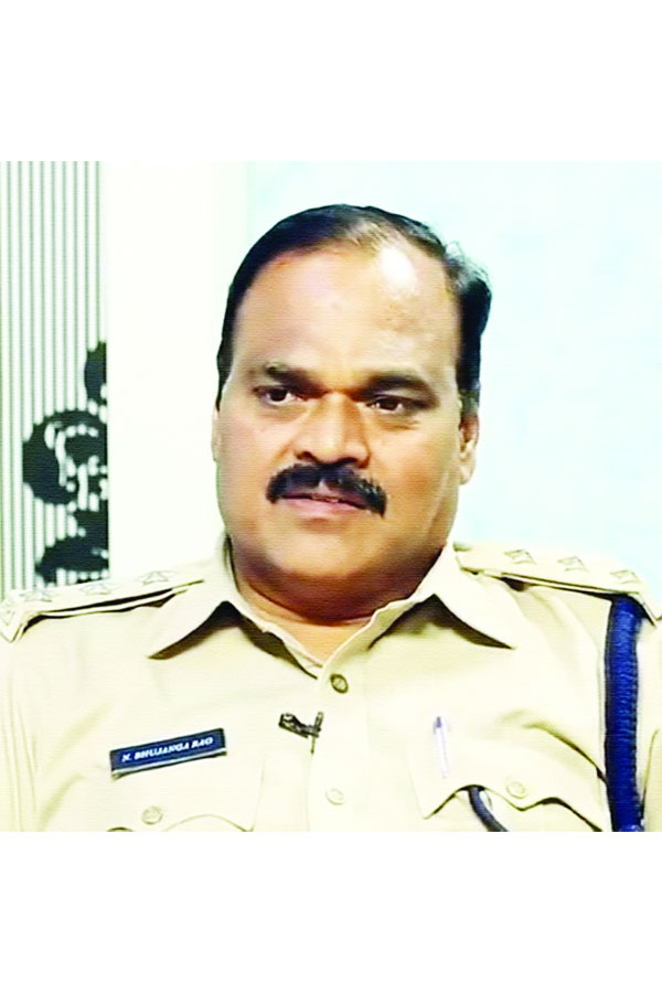 Top corrupt Telangana officials ACB raids0