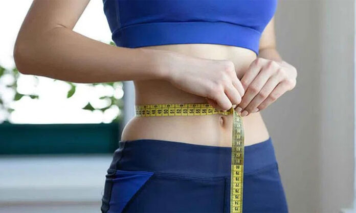 Fitness experts share healthy weight loss tips without strict dieting by focusing on hydration, exercise, protein intake, and consistent lifestyle habits.