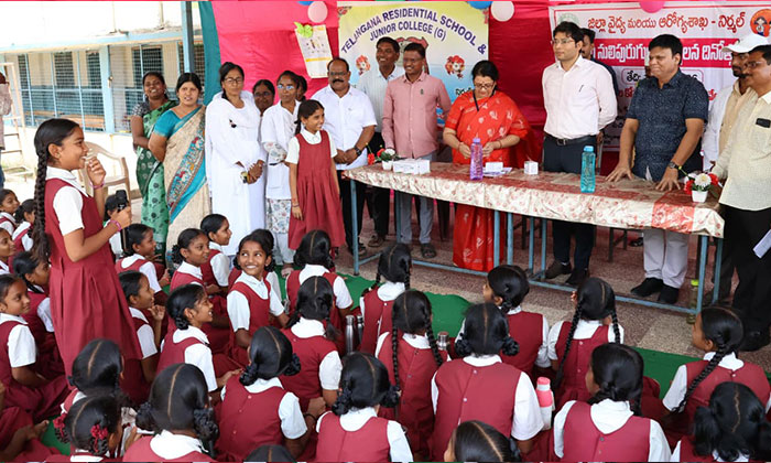 albendazole tablets distributed nirmal students0