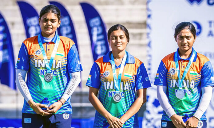 Andhra Pradesh Chief Minister Chandrababu Naidu congratulates the Indian women's archery team for winning the silver medal at the Archery World Cup Stage-4 in Madrid.