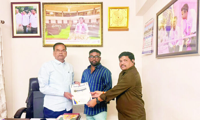 Aadab Hyderabad representatives invite dignitaries to the newspaper's 15th anniversary celebration at Ravindra Bharati