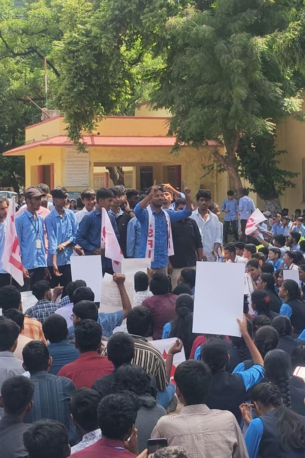 Polytechnic students protest against GO No. 97