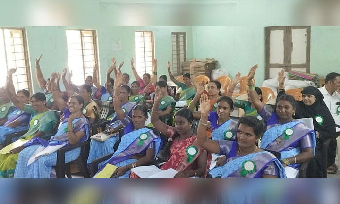 Women empowerment through DWCRA groups2