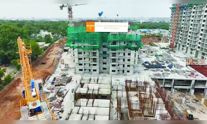 ₹700 Crore Government Land Scam Allegations