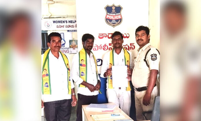 TRS leaders demand action against Constable Anil over social media comments about Kavitha