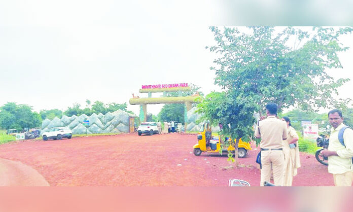 Concerns raised over CCTV surveillance and tourist safety at Ananthagiri forest