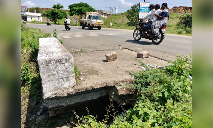 Dangerously damaged culvert on Kamareddy Yellareddy main road near Tadwai