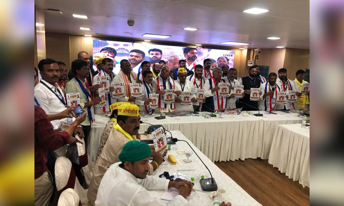 Ponnam Prabhakar Demands Nationwide OBC Census.jpg1