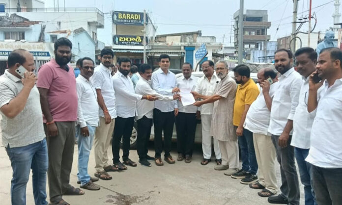Sadashivpet Ganesh Festival Committee releases immersion procession brochure and seeks civic amenities