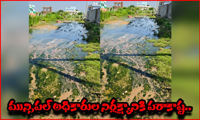 Stagnant sewage and overflowing drainage near Shakthinagar Hanuman Temple in Sadashivpet, where residents are demanding immediate sanitation measures.