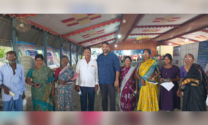 Sunkireddy Free Eye Medical Camp in Kadthal2