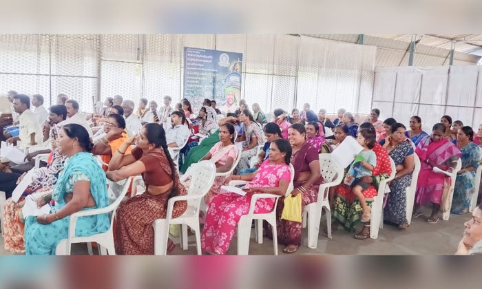 Sunkireddy Free Eye Medical Camp in Kadthal4