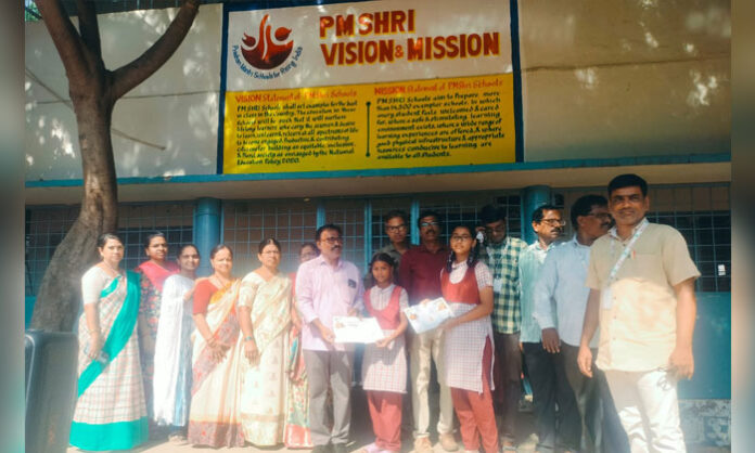 Telangana Liberation Day celebrated at PM SHRI ZPHS Pedda Amberpet as Class 8 student B Saathvika wins third prize