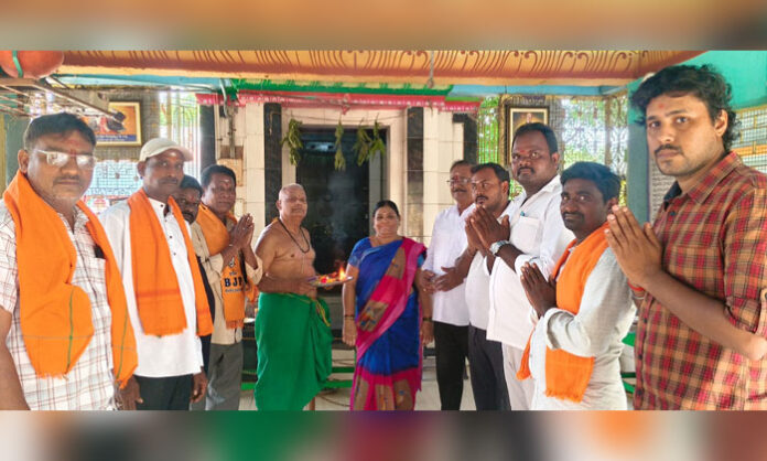 BJP Mandal President Ramella Rajashekhar leads Telangana Liberation Day celebrations in Venkatapuram